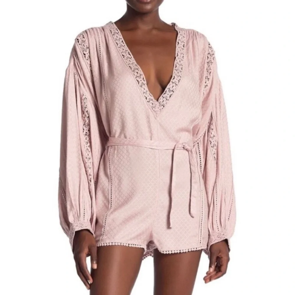 Free people floral pink romper embroidery tie NWT medium - Picture 6 of 8